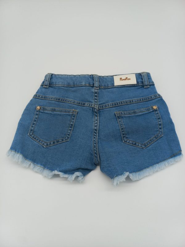 17188085950368869083797615935038 SHORT JEANS CON RICAMO