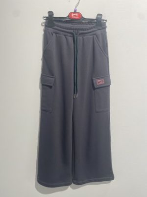 Z8161J1 PANTALONI CON TASCONI "HANGAR93"